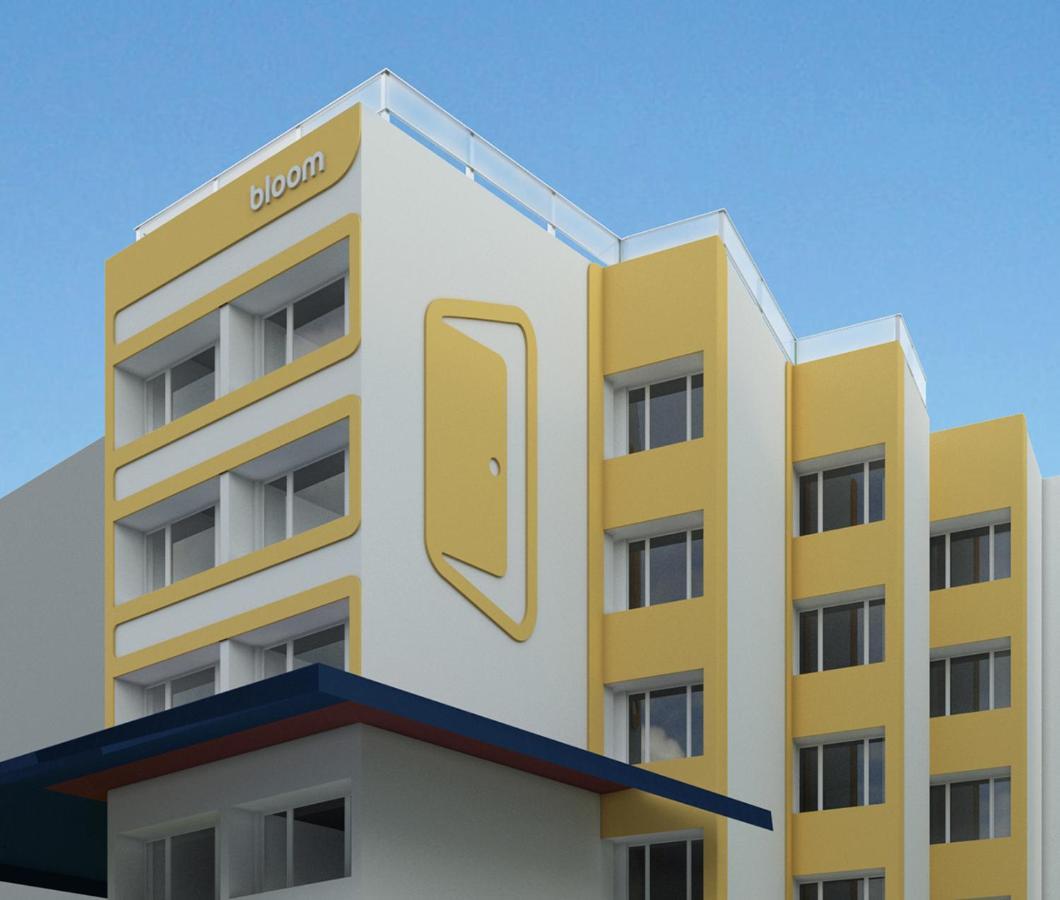 Bloom Hotel - Juhu Мумбай Екстериор снимка