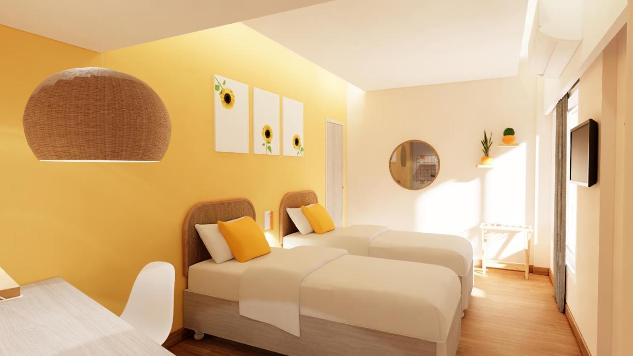 Bloom Hotel - Juhu Мумбай Екстериор снимка